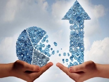 SUV驶入窄胡同倒不出来 原地掉头“神器”助其一把脱困