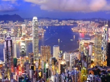 手机迈入10000mAh时代！多家品牌跟进 充电宝将被淘汰